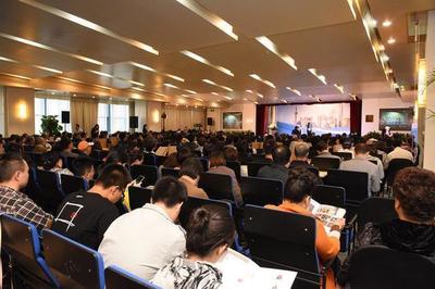 滬語新聲，情系浦江——《鳳凰老江連線》“上海話 上海情”文化藝術交流活動策劃